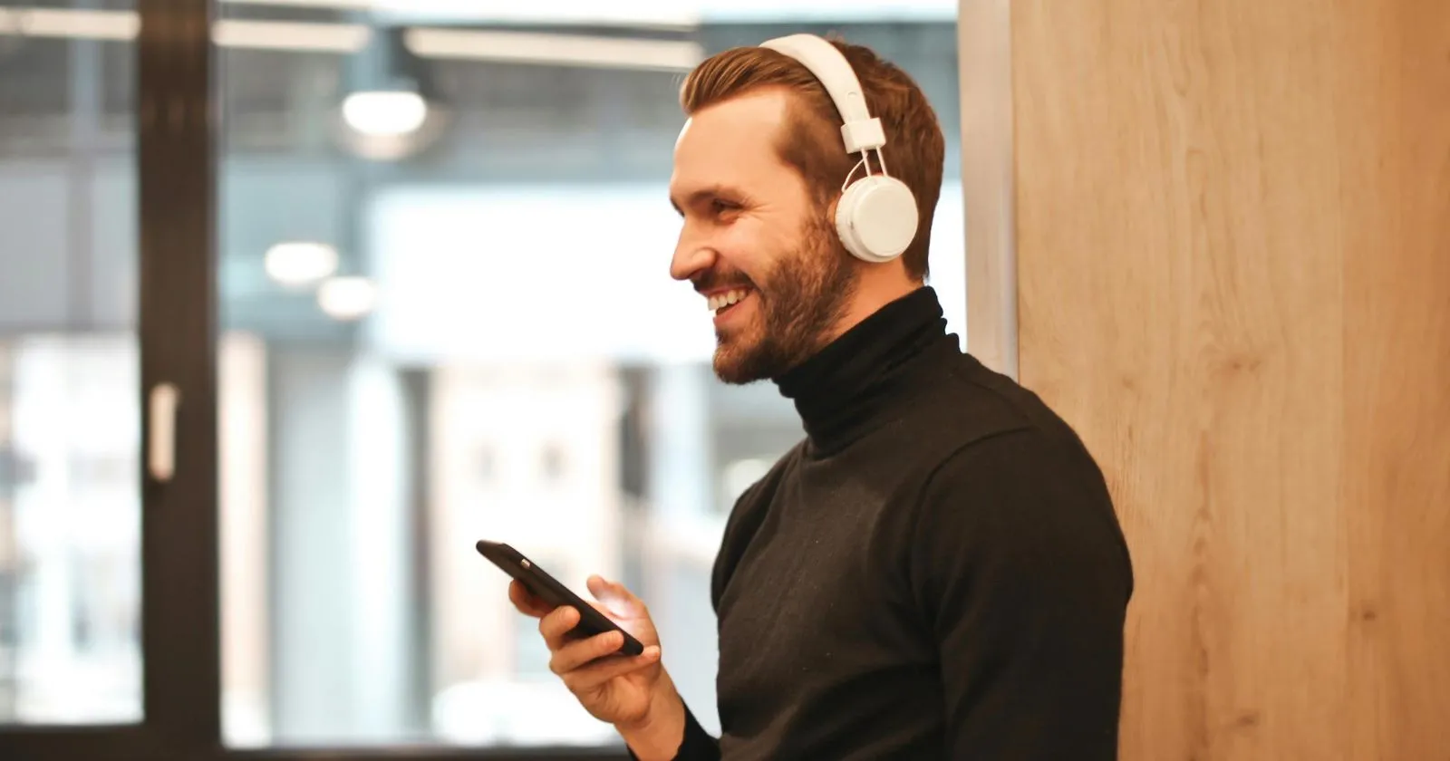 11 Best Bluetooth Headphones in India Top 11 Headsets To Buy Now